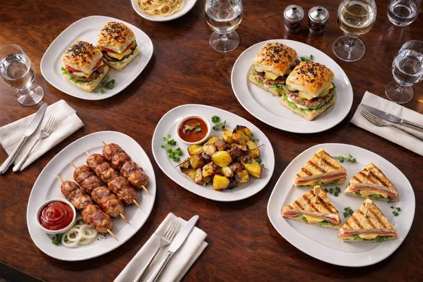 Сет "Бургер & Компания" на 4-6 персон Сет "Бургер & Компания" на 4-6 персон